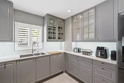 4002 S Cypress Ln #P-17, Pompano Beach, FL 33069 - Photo 14