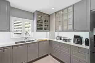4002 S Cypress Ln, Pompano Beach, FL 33069 - Photo 14