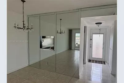 9041 Sunrise Lakes Blvd #303, Sunrise, FL 33322 - Photo 32