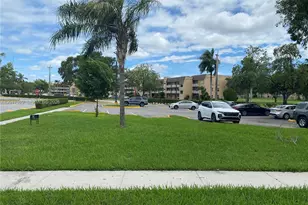 9041 Sunrise Lakes Blvd, Sunrise, FL 33322 - Photo 56