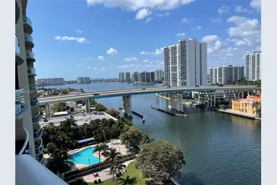 19390 Collins Ave #1225, Sunny Isles Beach, FL 33160 - Photo 2
