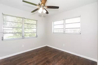 16025 SW 99th Ave, Miami, FL 33157 - Photo 12