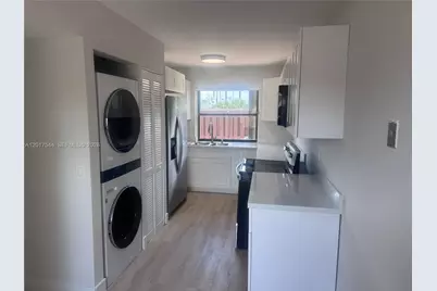 6532 NW 170th Ter, Hialeah, FL 33015 - Photo 34