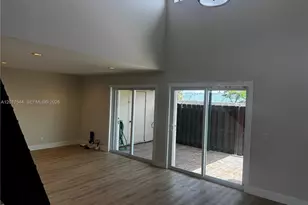 6532 NW 170th Terrace, Hialeah, FL 33015 - Photo 10