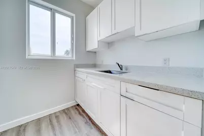 2352 SW 5th St #5, Miami, FL 33135 - Photo 4