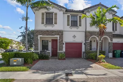25301 SW 116th Ave, Homestead, FL 33032 - Photo 1