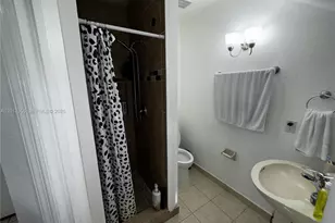 17184 SW 138th Ct, Miami, FL 33177 - Photo 6