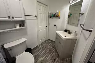 17184 SW 138th Ct, Miami, FL 33177 - Photo 16