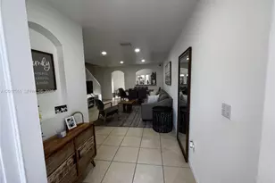 17184 SW 138th Ct, Miami, FL 33177 - Photo 2