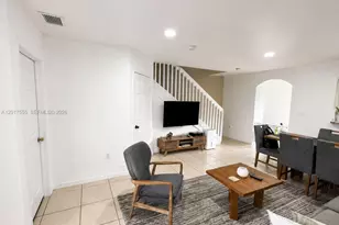 17184 SW 138th Ct, Miami, FL 33177 - Photo 4