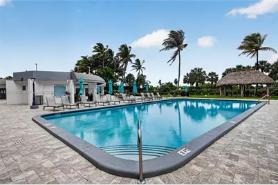 2401 Collins Ave #1107, Miami Beach, FL 33140 - Photo 30