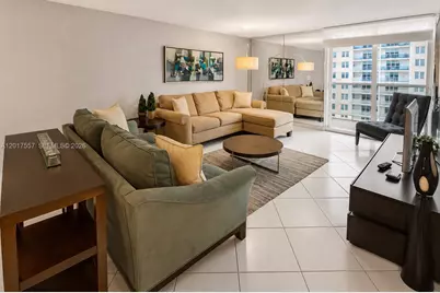 2401 Collins Ave #1107, Miami Beach, FL 33140 - Photo 8