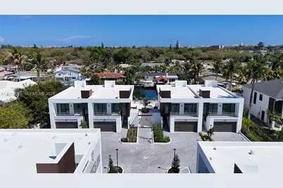 4640 SW 32nd Ave #D1, Dania Beach, FL 33312 - Photo 2