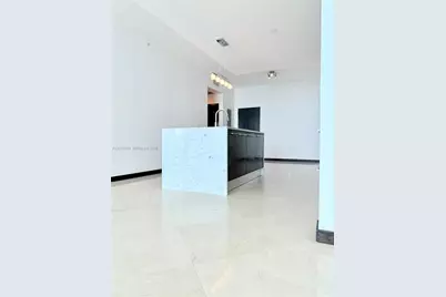 900 Biscayne Blvd #3803, Miami, FL 33132 - Photo 12