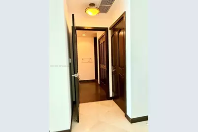 900 Biscayne Blvd #3803, Miami, FL 33132 - Photo 4