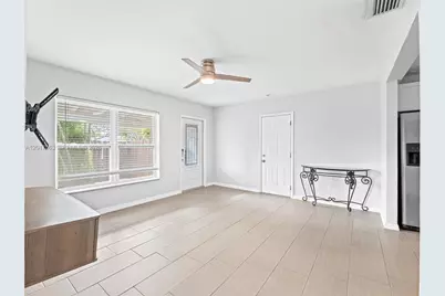 1432 NE 5th Ave, Fort Lauderdale, FL 33304 - Photo 10