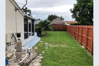 15481 SW 155th Ter, Miami, FL 33187 - Photo 8