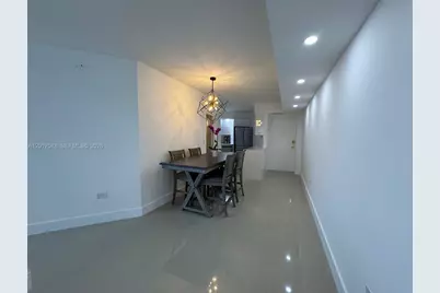 999 Brickell Bay Dr #504, Miami, FL 33131 - Photo 14