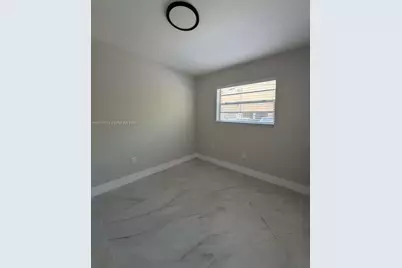 932 NW 5th St #3, Miami, FL 33128 - Photo 10