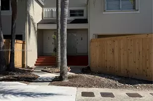 6820 SW 45th Ln, Miami, FL 33155 - Photo 2
