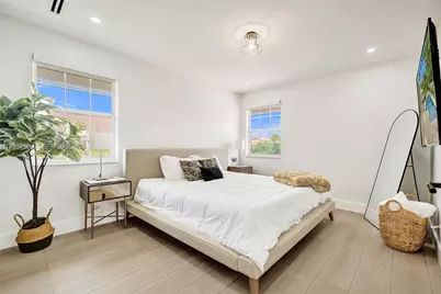 10340 NW 46th Ter, Doral, FL 33178 - Photo 24