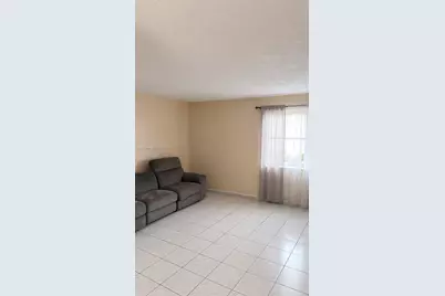 5501 NW 7th St #E412, Miami, FL 33126 - Photo 20