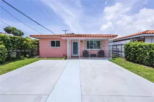 10 NW 60th Ct, Miami, FL 33126 - Photo 2