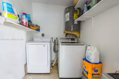 10 NW 60th Ct, Miami, FL 33126 - Photo 26