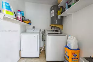 10 NW 60th Ct, Miami, FL 33126 - Photo 26