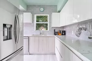 22 NE 44th St, Miami, FL 33137 - Photo 22
