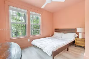 22 NE 44th St, Miami, FL 33137 - Photo 36