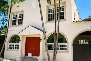 22 NE 44th St, Miami, FL 33137 - Photo 2