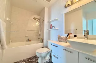 133 NE 2nd Ave, Miami, FL 33132 - Photo 26