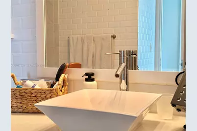 133 NE 2nd Ave #3501, Miami, FL 33132 - Photo 24