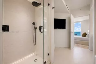 6365 Collins Ave, Miami Beach, FL 33141 - Photo 16