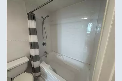 690 SW 1st Ct #2532, Miami, FL 33130 - Photo 10