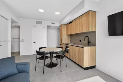 121 NE 5th St #3313, Miami, FL 33132 - Photo 8