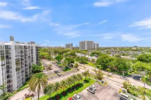 800 Parkview Dr, Hallandale Beach, FL 33009 - Photo 8