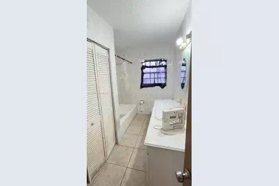 4450 NW 169th Ter, Miami Gardens, FL 33055 - Photo 4