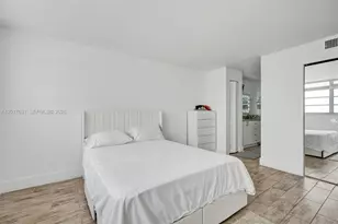 7850 Byron Ave, Miami Beach, FL 33141 - Photo 22
