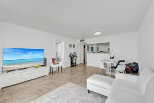 7850 Byron Ave, Miami Beach, FL 33141 - Photo 36