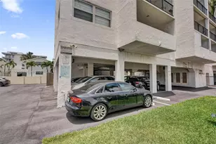 7850 Byron Ave, Miami Beach, FL 33141 - Photo 14