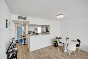 7850 Byron Ave, Miami Beach, FL 33141 - Photo 32