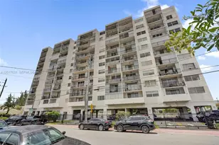 7850 Byron Ave, Miami Beach, FL 33141 - Photo 10