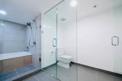 6620 Indian Creek #114, Miami Beach, FL 33141 - Photo 18