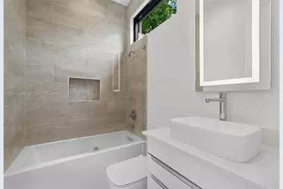 1311 Bay Dr, Miami Beach, FL 33141 - Photo 40