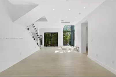 1311 Bay Dr, Miami Beach, FL 33141 - Photo 8
