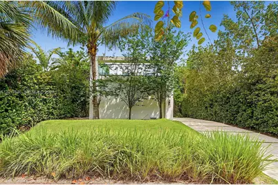 1311 Bay Dr, Miami Beach, FL 33141 - Photo 2