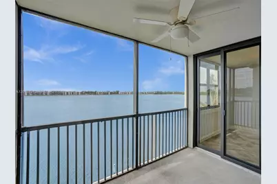 105 Lake Emerald Dr #508, Oakland Park, FL 33309 - Photo 6