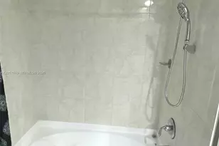 18800 NE 29th Ave, Aventura, FL 33180 - Photo 18